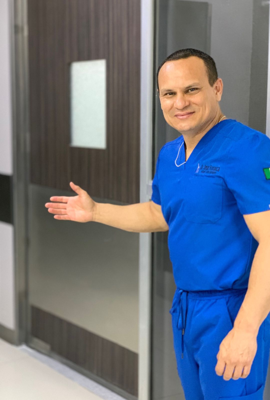About me : Dr. Omar Fonseca